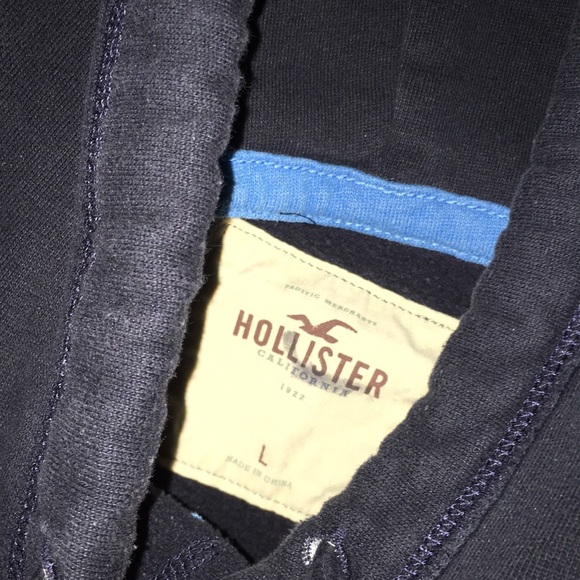 Hollister Hoodie - Picture 3 of 4
